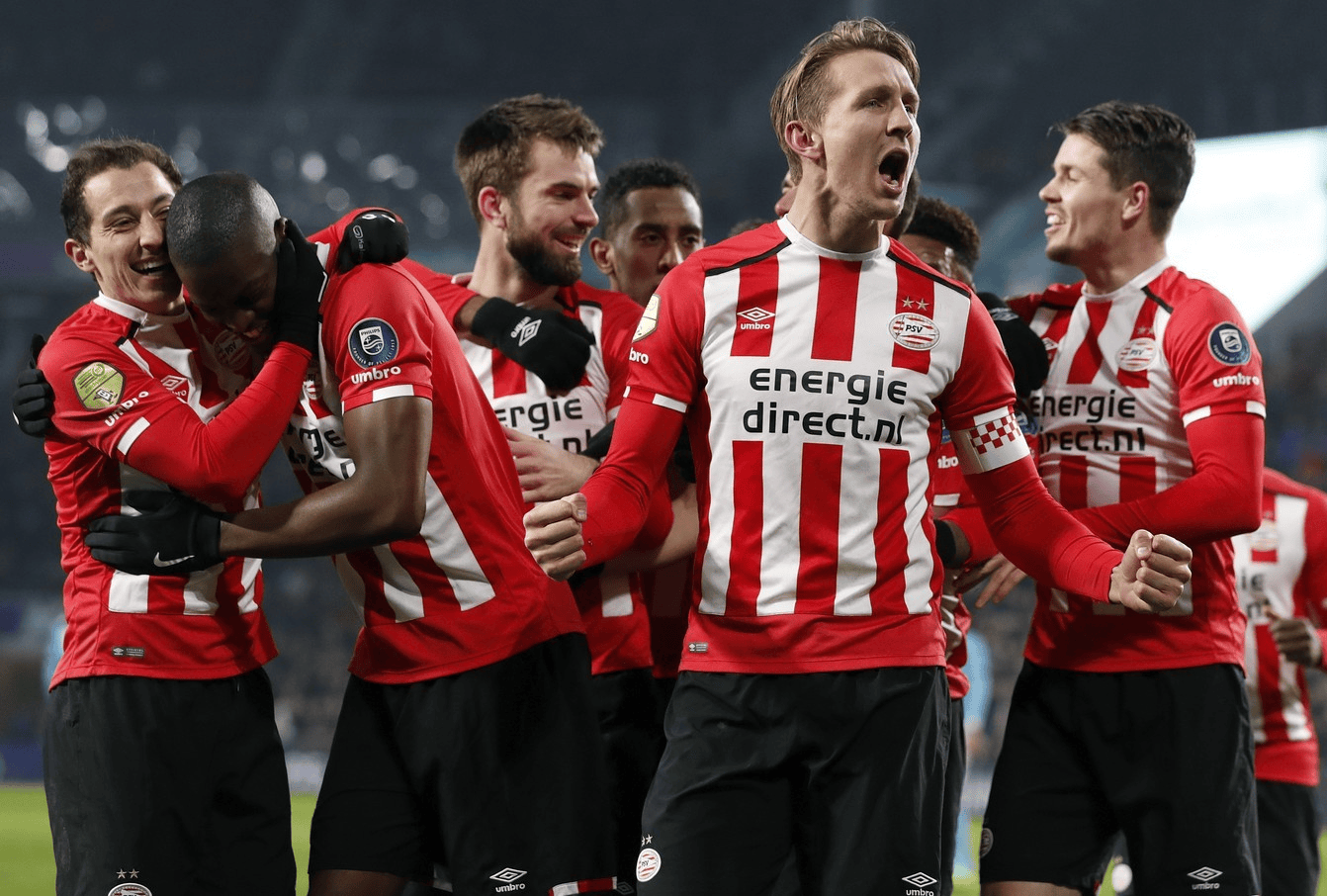 荷甲赛场 荷甲赛场